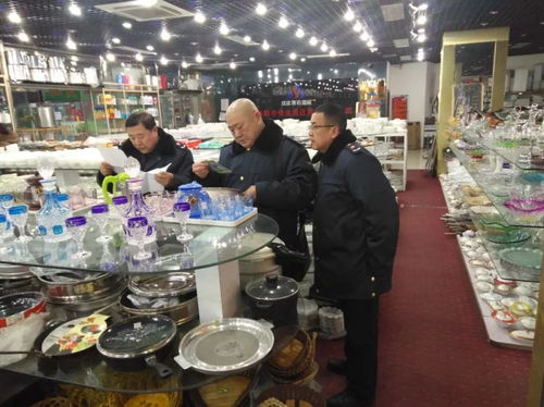 鄂爾多斯東勝區(qū)嚴(yán)查假冒白酒 提醒市民春節(jié)購(gòu)酒需謹(jǐn)慎